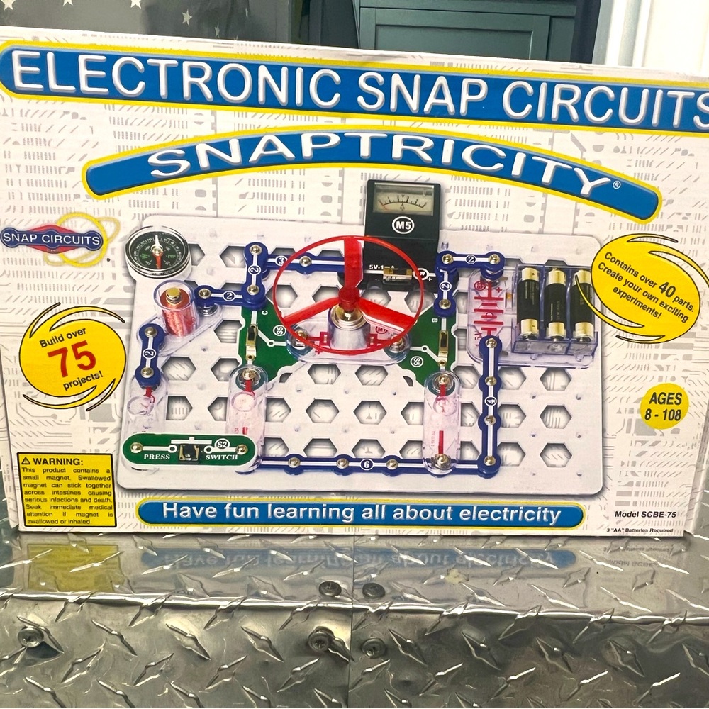 Snaptricity stem education New In Box